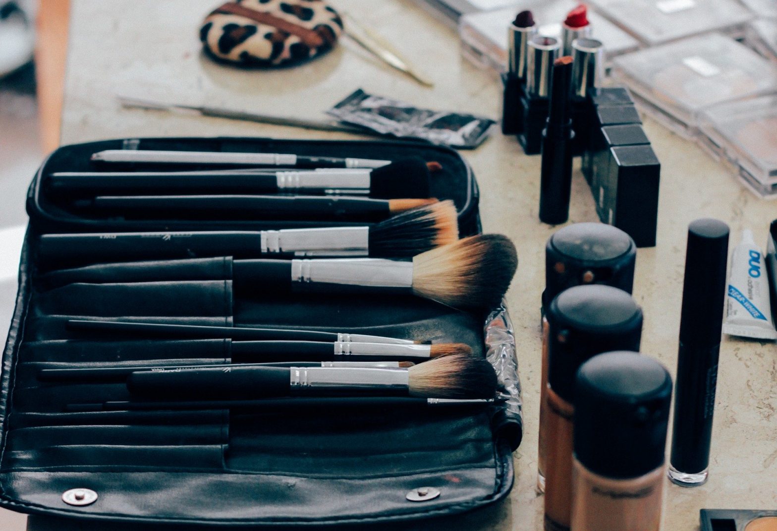 Att tvätta makeupborstar